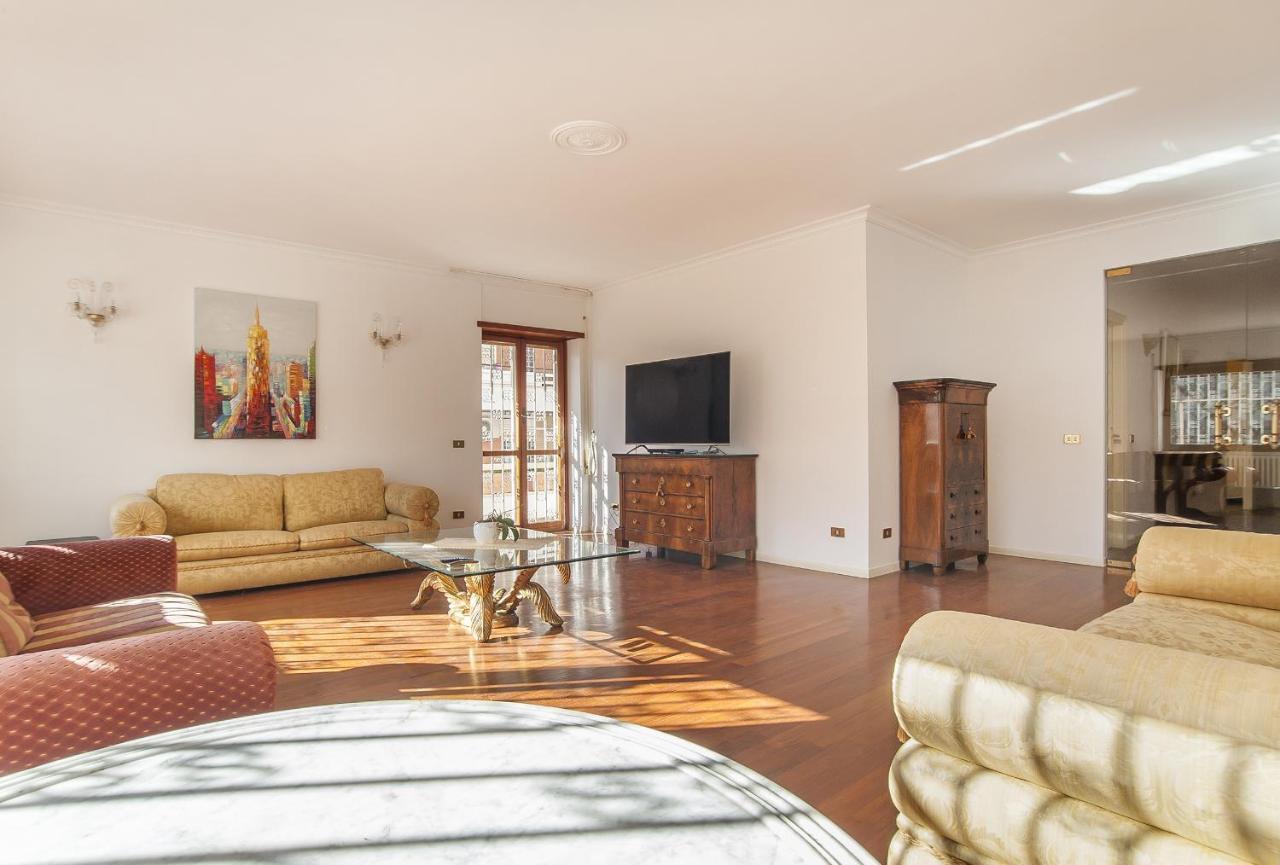 Eur Luminous And Large Family Terrace Apartment Rom Exterior foto