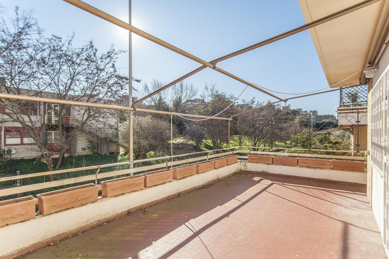 Eur Luminous And Large Family Terrace Apartment Rom Exterior foto